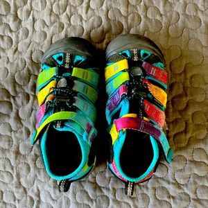 Kids Keen Newport H2 sandals toddler size 10.